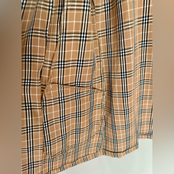 Black and Tan Plaid Blazer - Picture 3 of 7